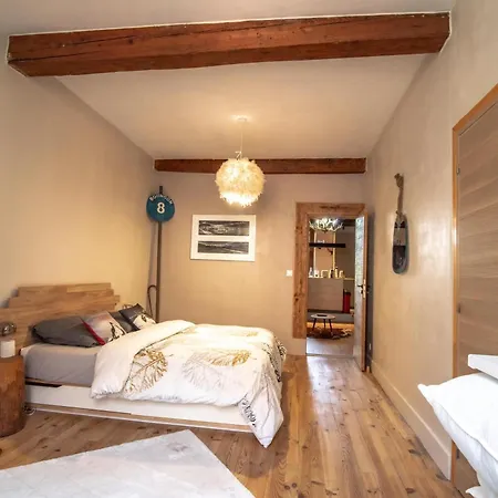 Chalet De Montagne Style Sur Le Quai Saint Laurent Et Bastille Grenoble Exterior photo
